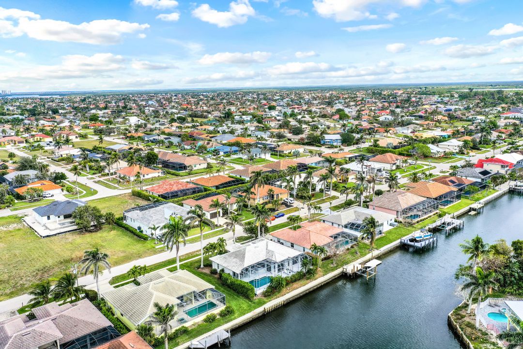 1421 Galleon Ave, Marco Island, FL 34145