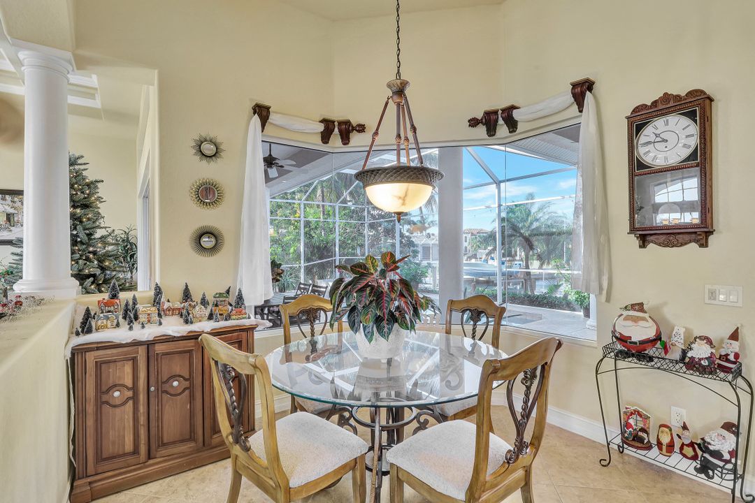 138 S Bahama Ave, Marco Island, FL 34145