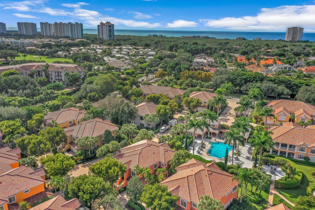 630 Via Mezner #1001, Naples, FL 34108