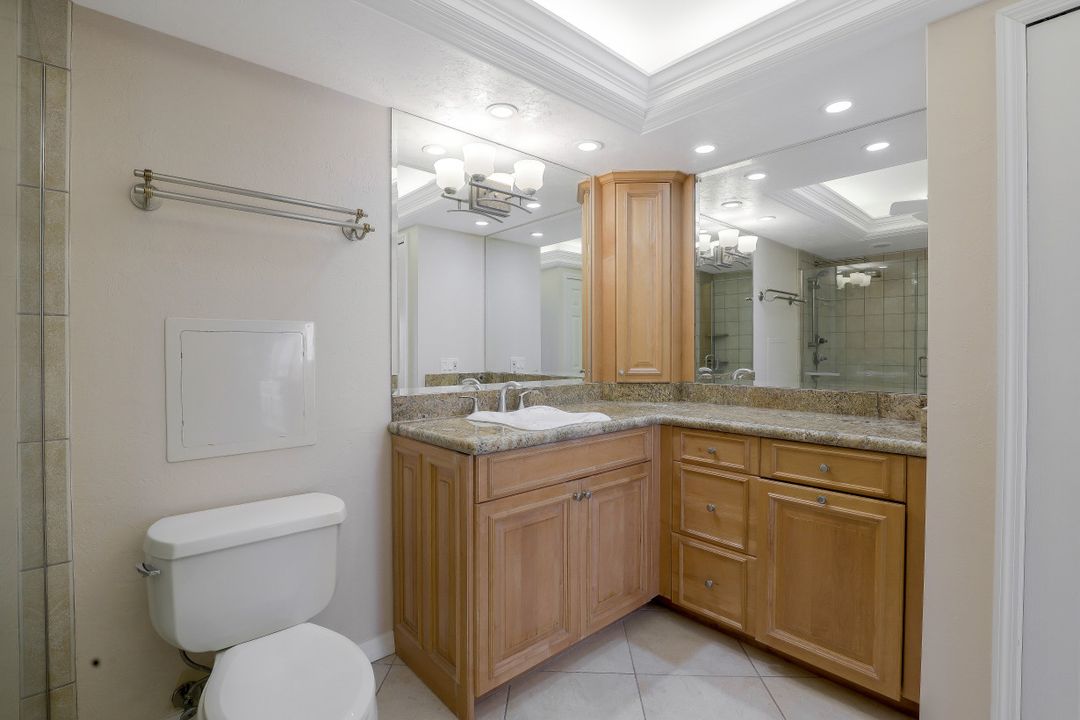 26000 Hickory Blvd #606, Bonita Springs, FL 34134