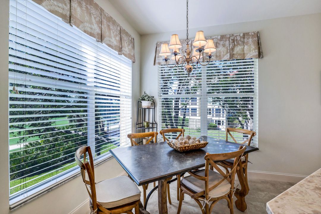 4650 Yacht Harbor Dr #126, Naples, FL 34112