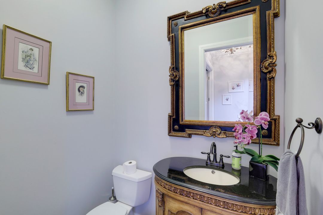 5119 Post Oak Ln, Naples, FL 34105