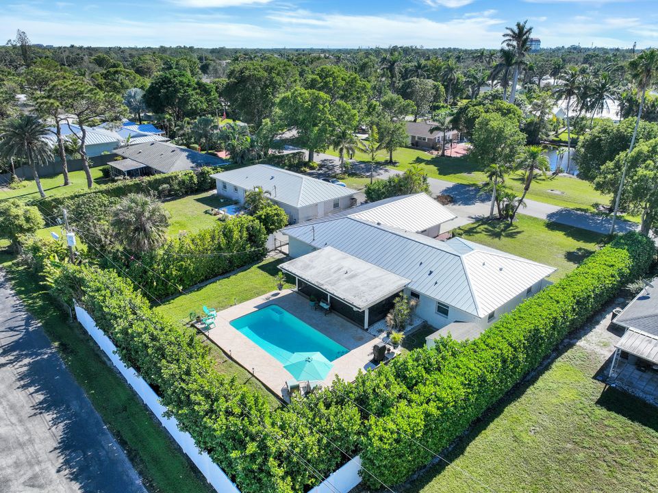 1229 28th Ave N, Naples, FL 34103