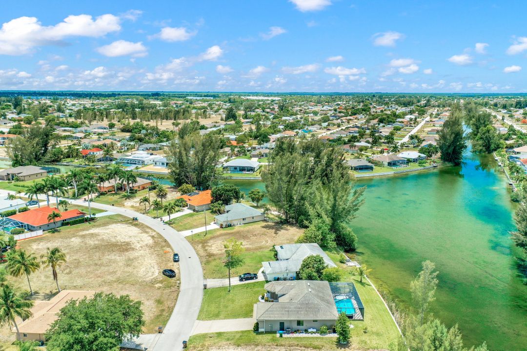 937 SW 28th Terrace, Cape Coral, FL 33914