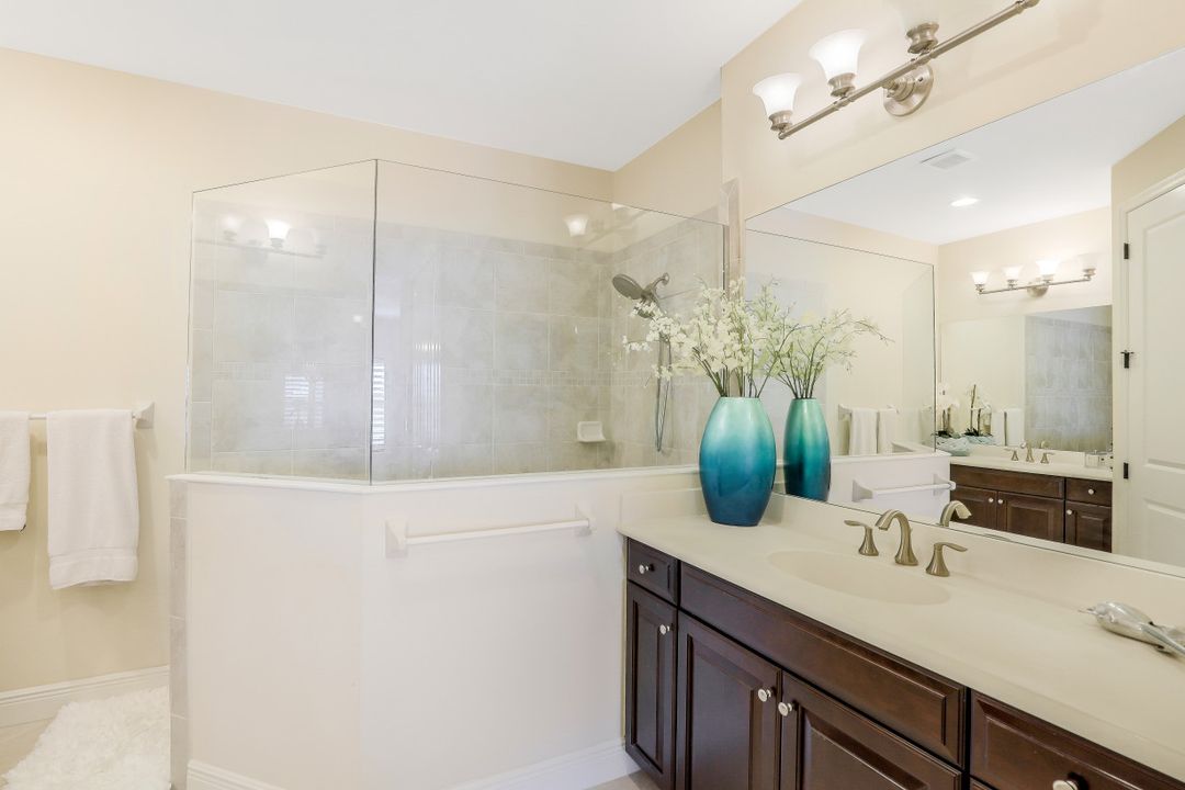 4450 Waterscape Ln, Fort Myers, FL 33966