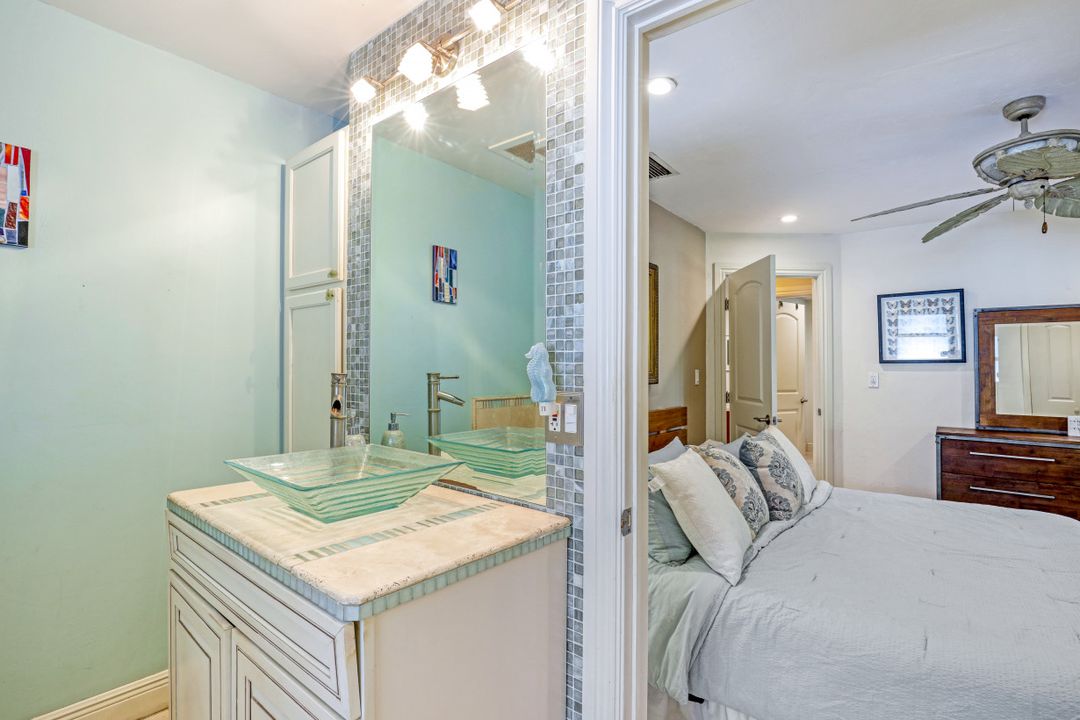 791 96th Ave N, Naples, FL 34108