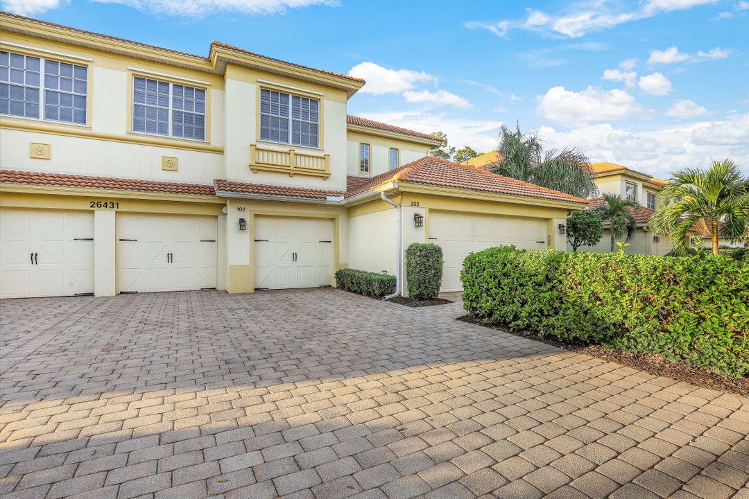 26431 Lucky Stone Rd  #102, Bonita Springs, FL 34135