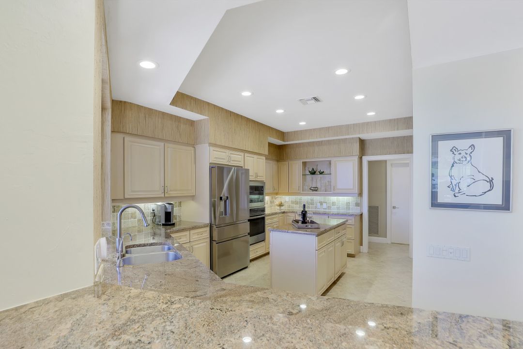 20419 Wildcat Run Dr, Estero, FL 33928