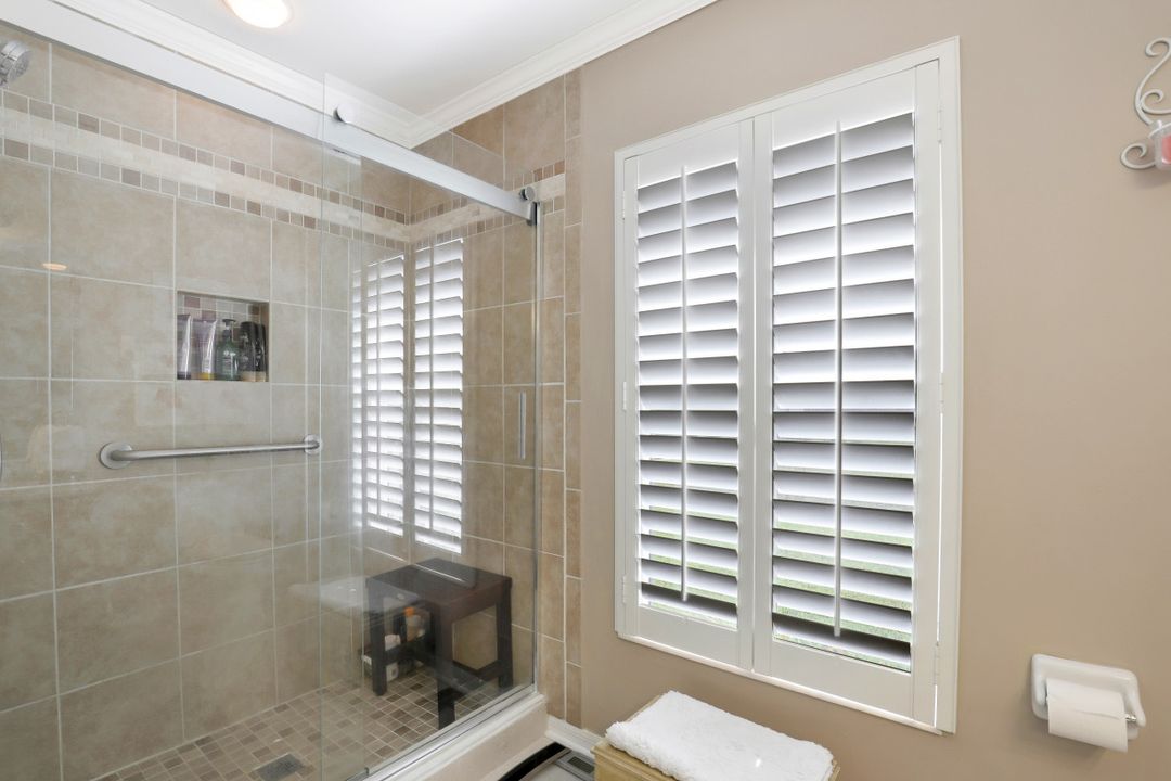 11588 Forest Mere Dr, Bonita Springs, FL 34135