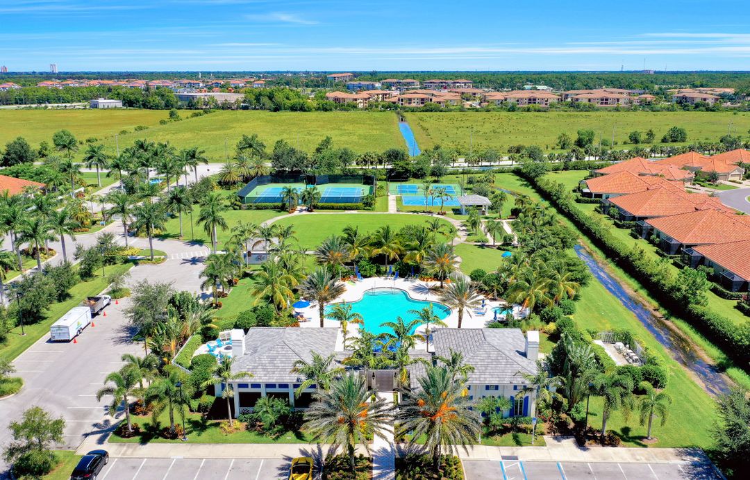 4441 Waterscape Ln, Fort Myers, FL 33966