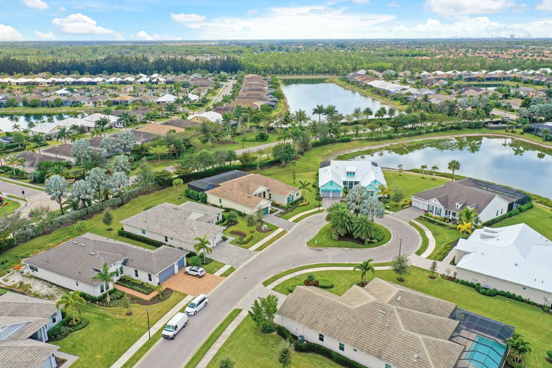 14628 Regatta Ln, Naples, FL 34114