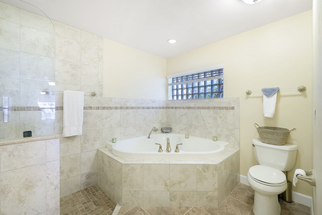 1427 SW 53rd Ln, Cape Coral, FL 33914