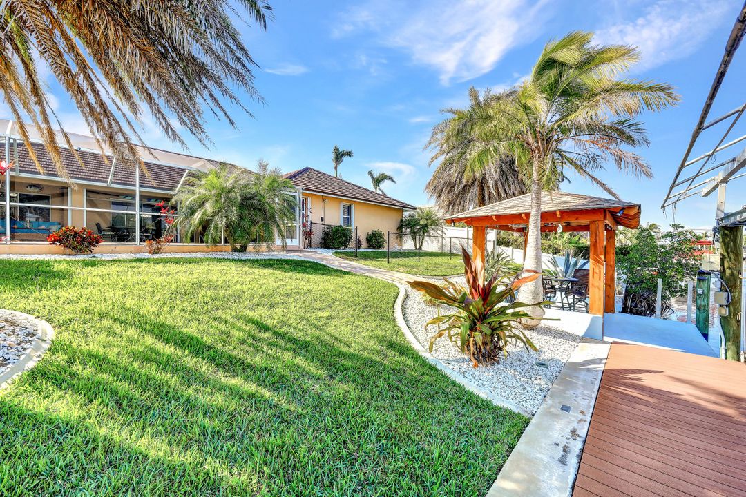 4109 SW 5th Pl, Cape Coral, FL 33914