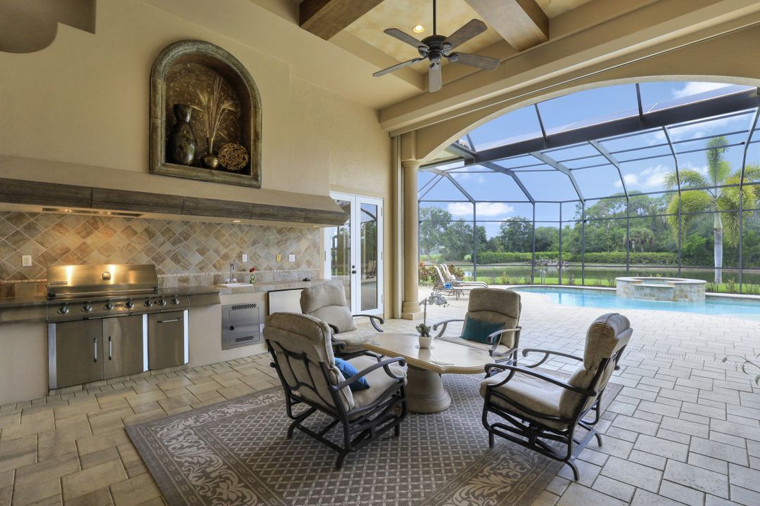 1761 Supreme Ct, Naples, FL 34110