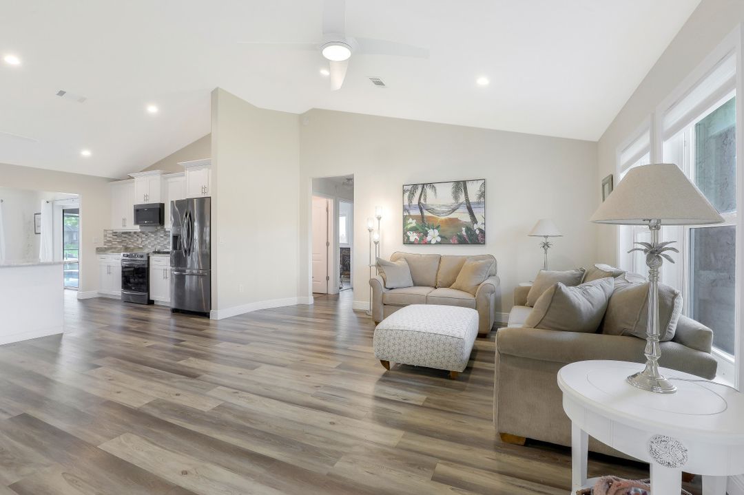 2307 SW 40th St, Cape Coral, FL 33914