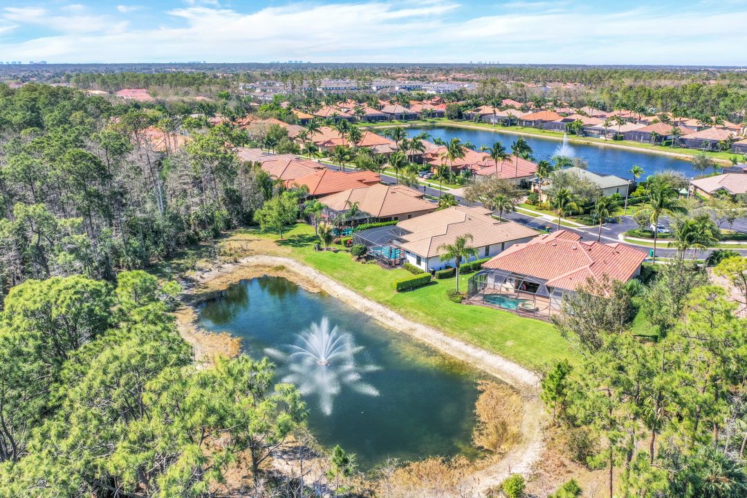 7327 Acorn Way, Naples, FL 34119