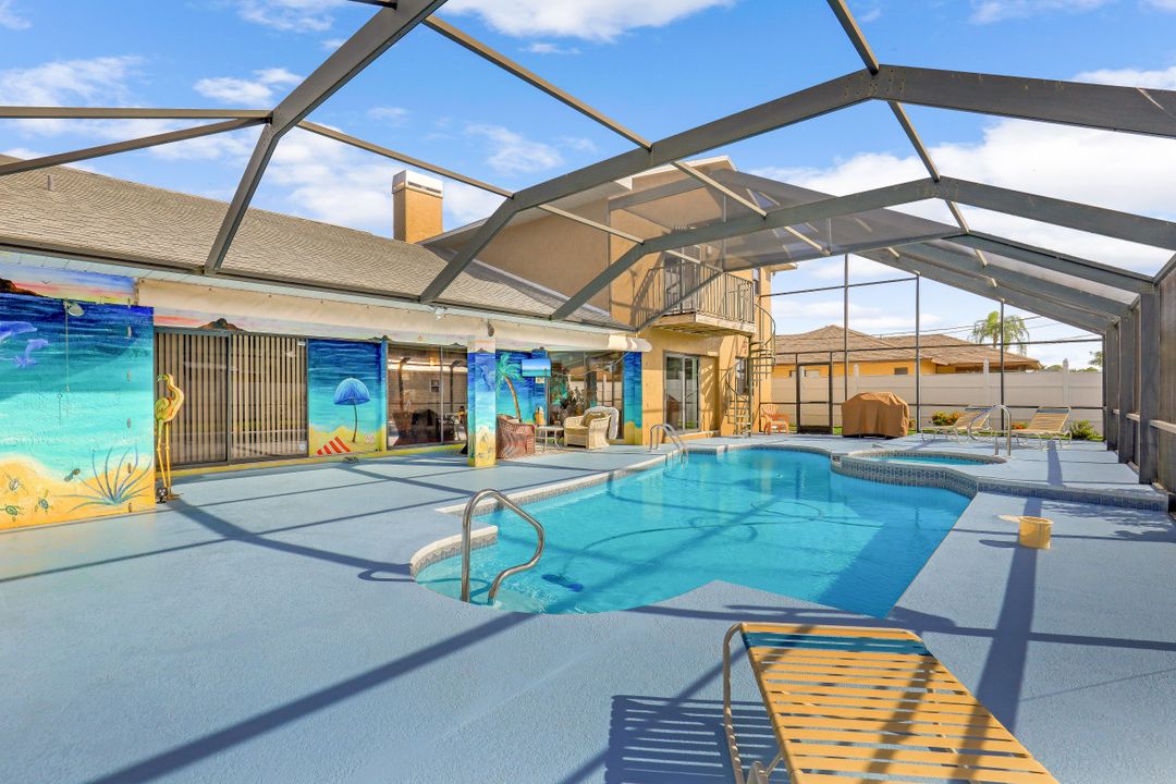 423 SW 39th St, Cape Coral, FL 33914