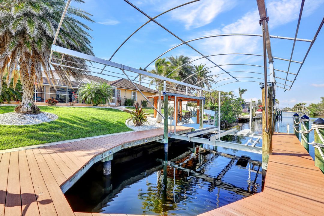 4109 SW 5th Pl, Cape Coral, FL 33914