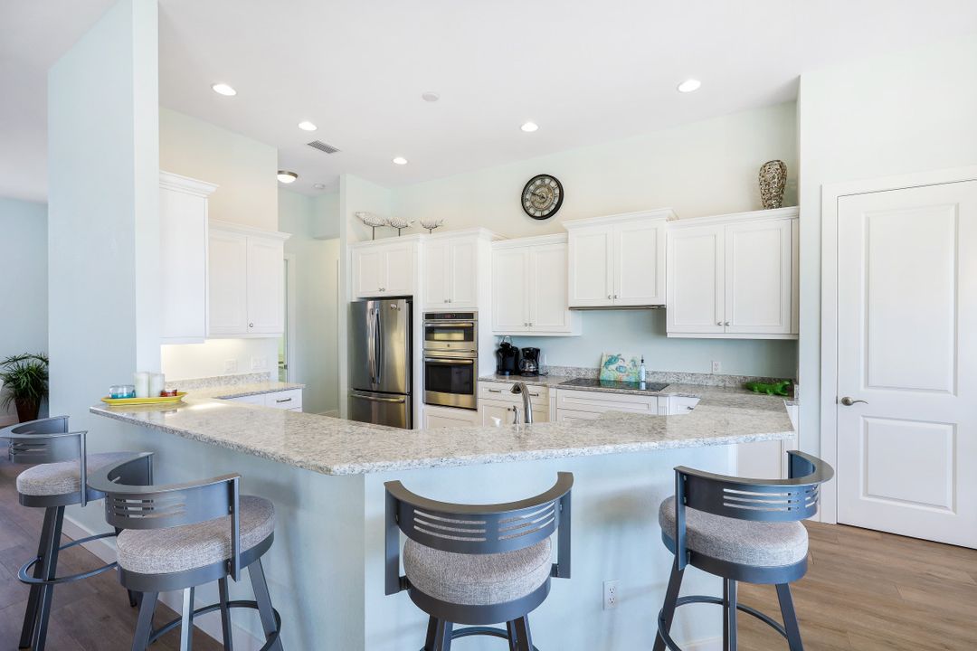 5828 SW 1st Ave, Cape Coral, FL 33914