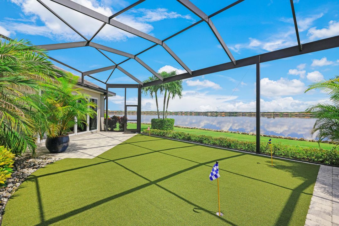 9337 Granite Ct, Naples, FL 34120