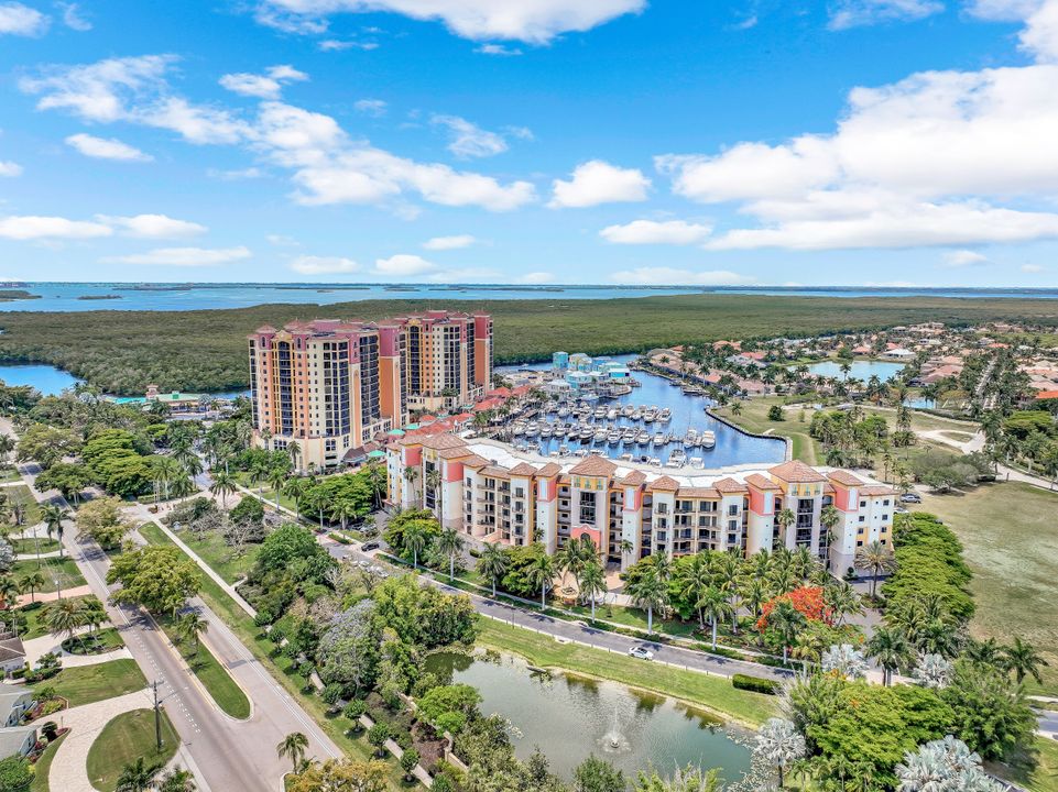 5706 Cape Harbour Dr #110, Cape Coral, FL 33914