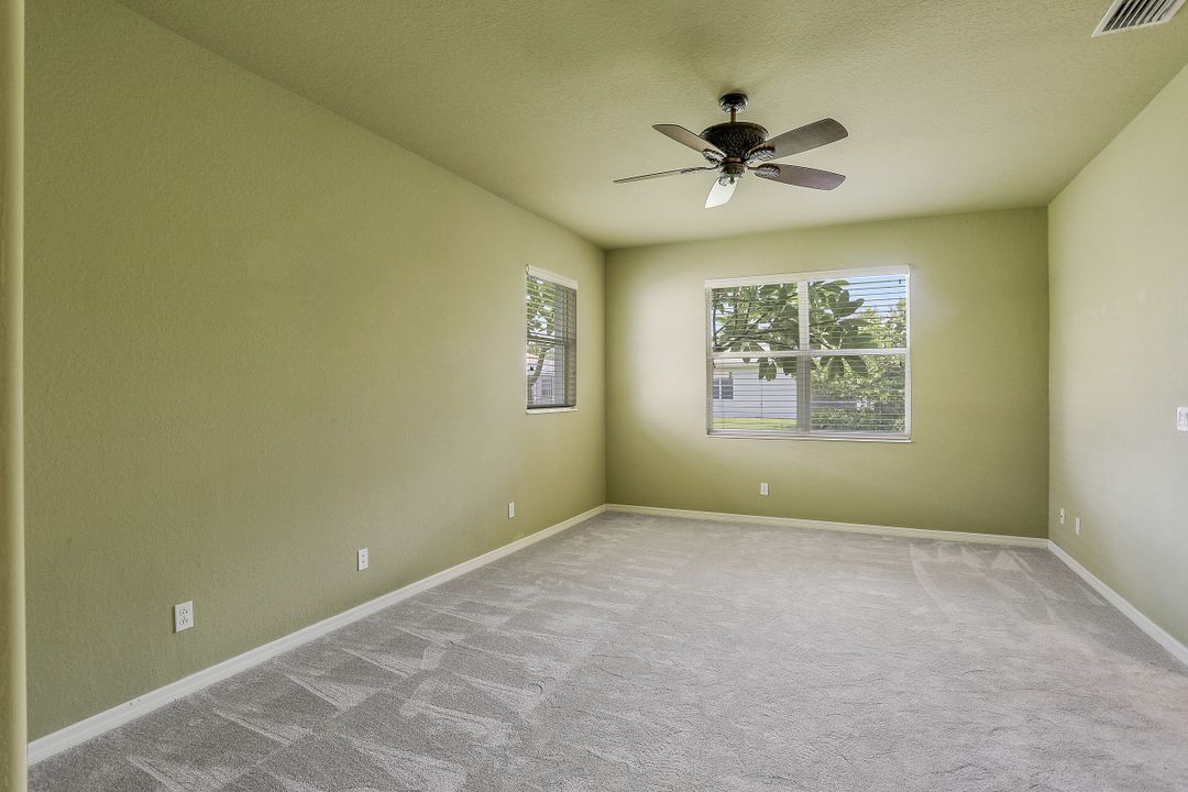 3967 Ruxton Rd, Naples, FL 34116