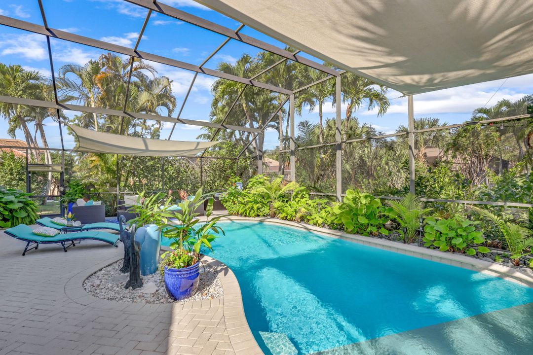 7008 Burnt Sienna Cir, Naples, FL 34109