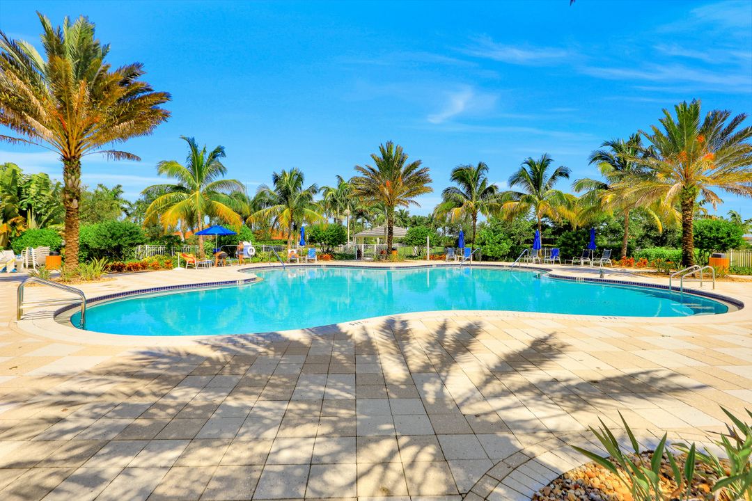 4441 Waterscape Ln, Fort Myers, FL 33966