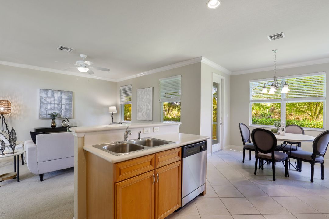 8346 Sumner Ave, Fort Myers, FL 33908