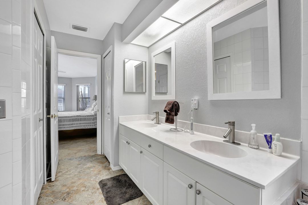 2130 SW 51st St, Cape Coral, FL 33914