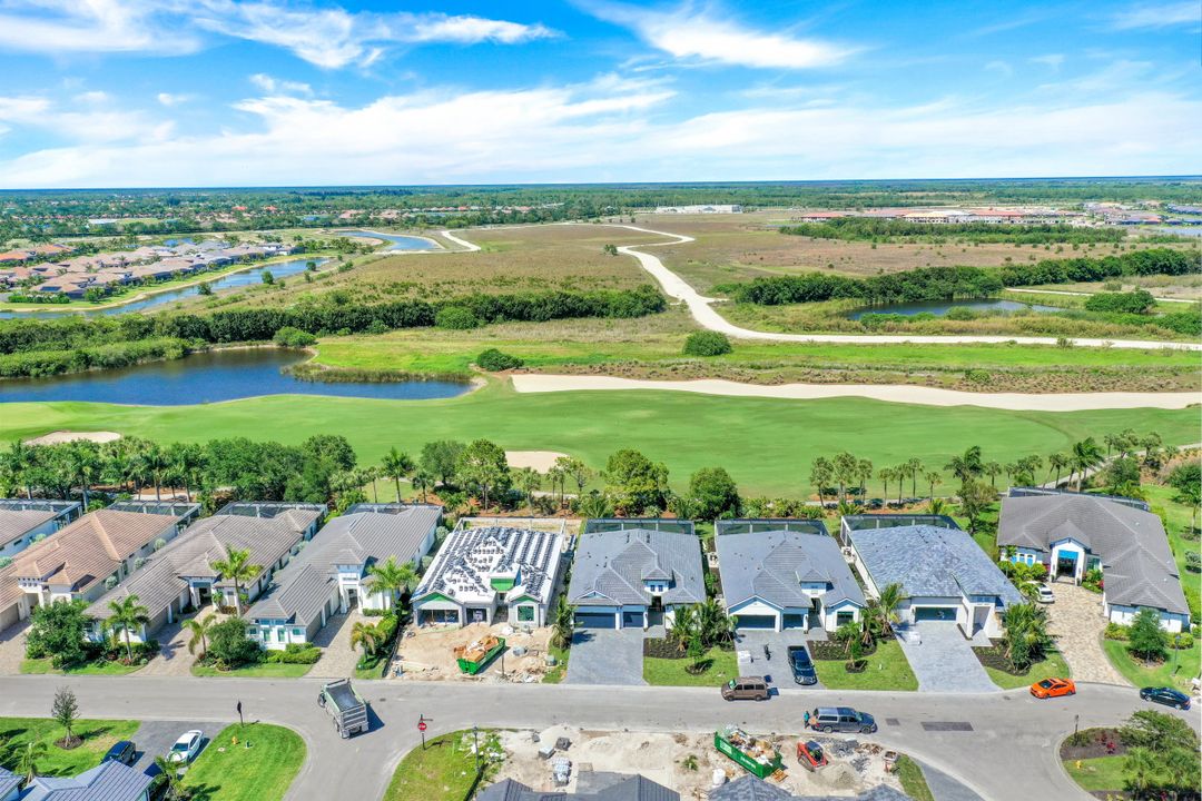 3139 Heather Glen Ct, Naples, FL 34114