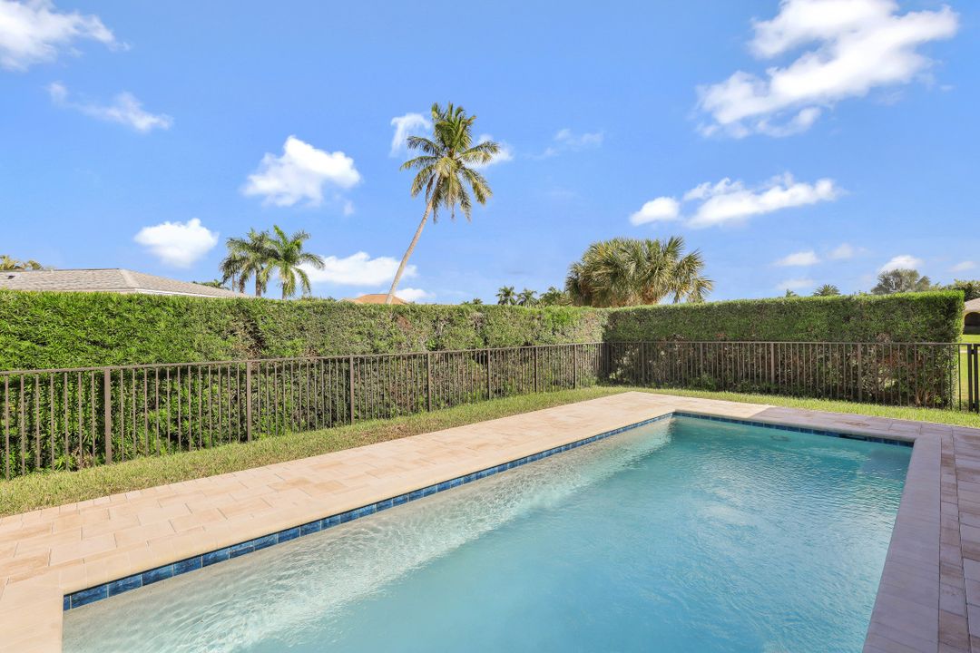 385 Century Dr, Marco Island, FL 34145