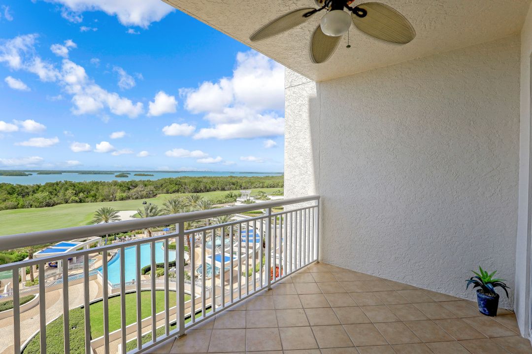 4951 Bonita Bay Blvd #704, Bonita Springs, FL 34134