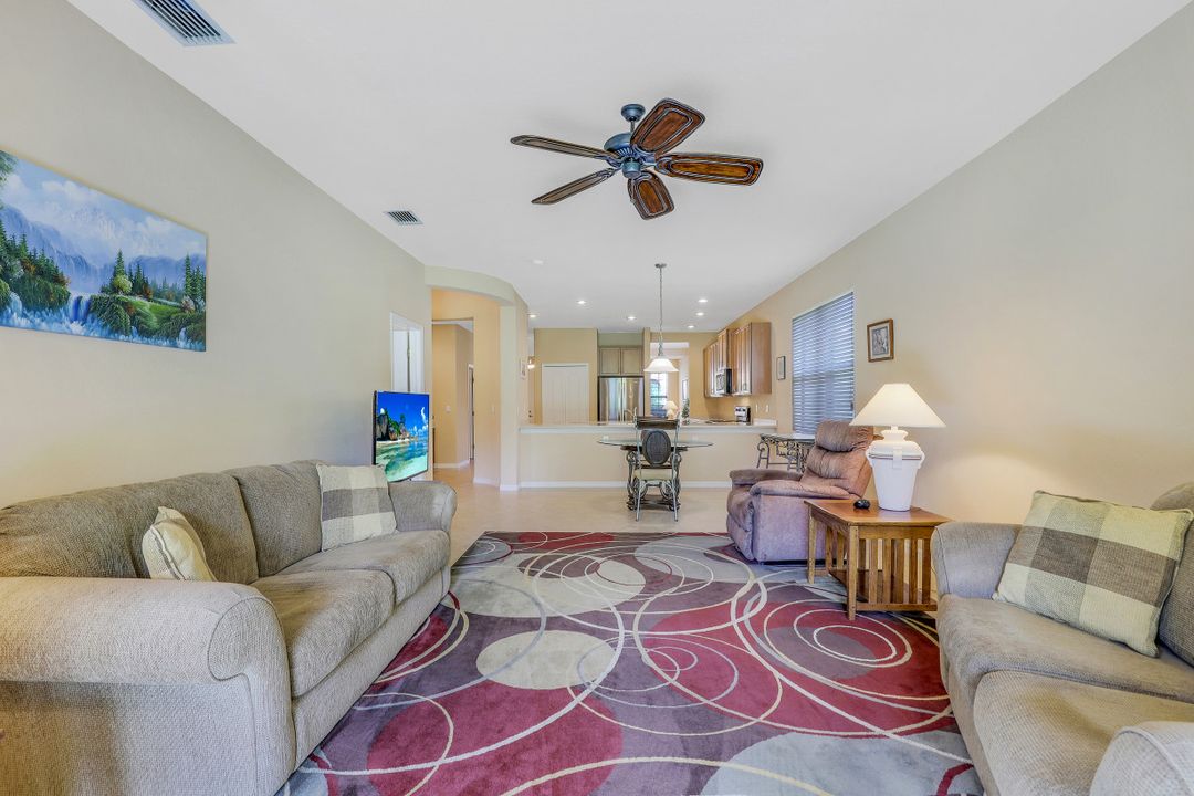 12168 Country Day Cir, Fort Myers, FL 33913