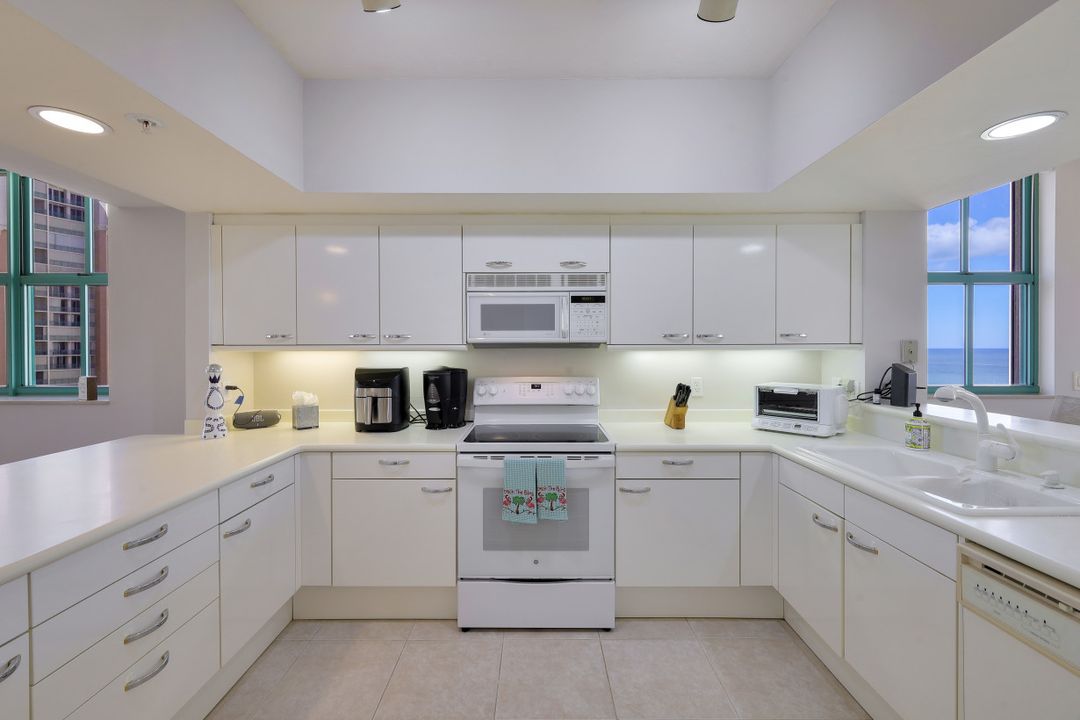 980 Cape Marco Dr #1408, Marco Island, FL 34145