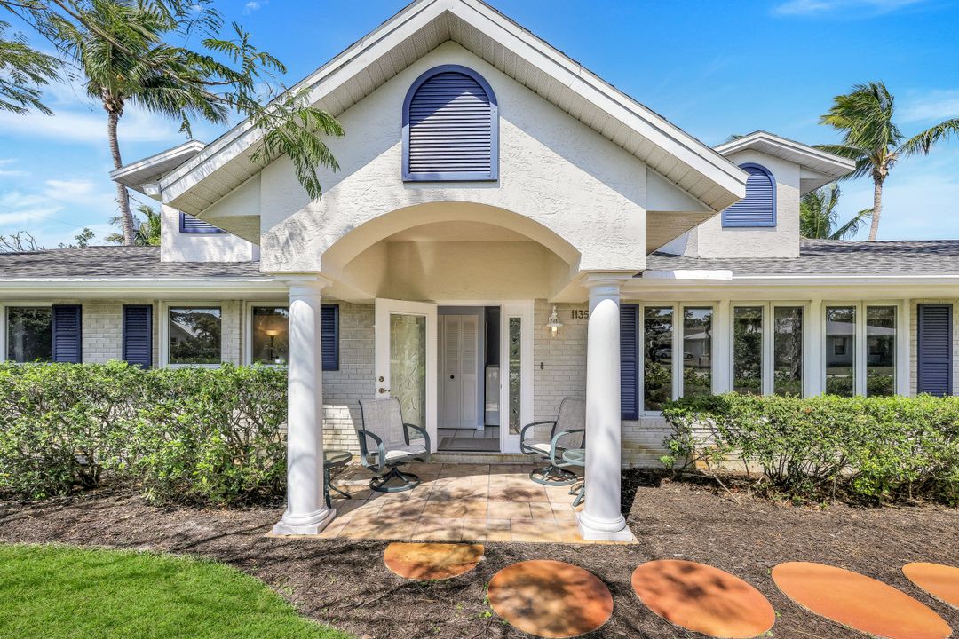 1135 26th Ave N, Naples, FL 34103