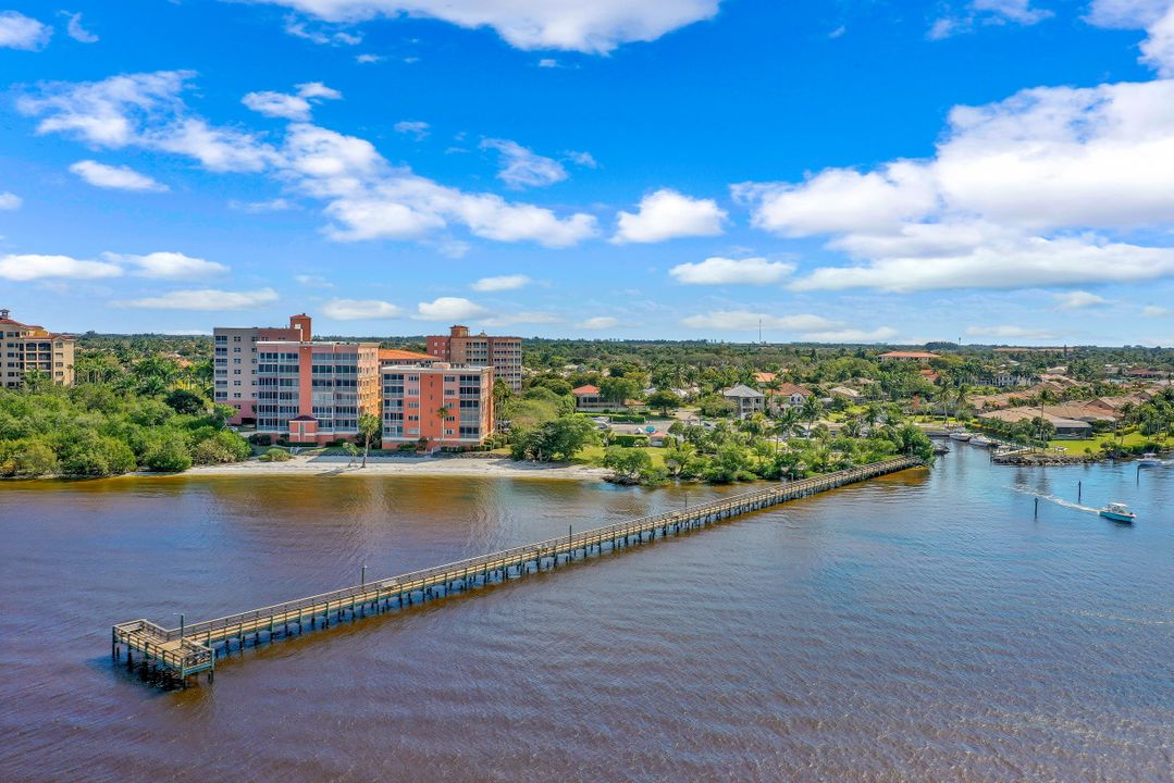 10931 Meadow Lark Cove Dr, Fort Myers, FL 33908