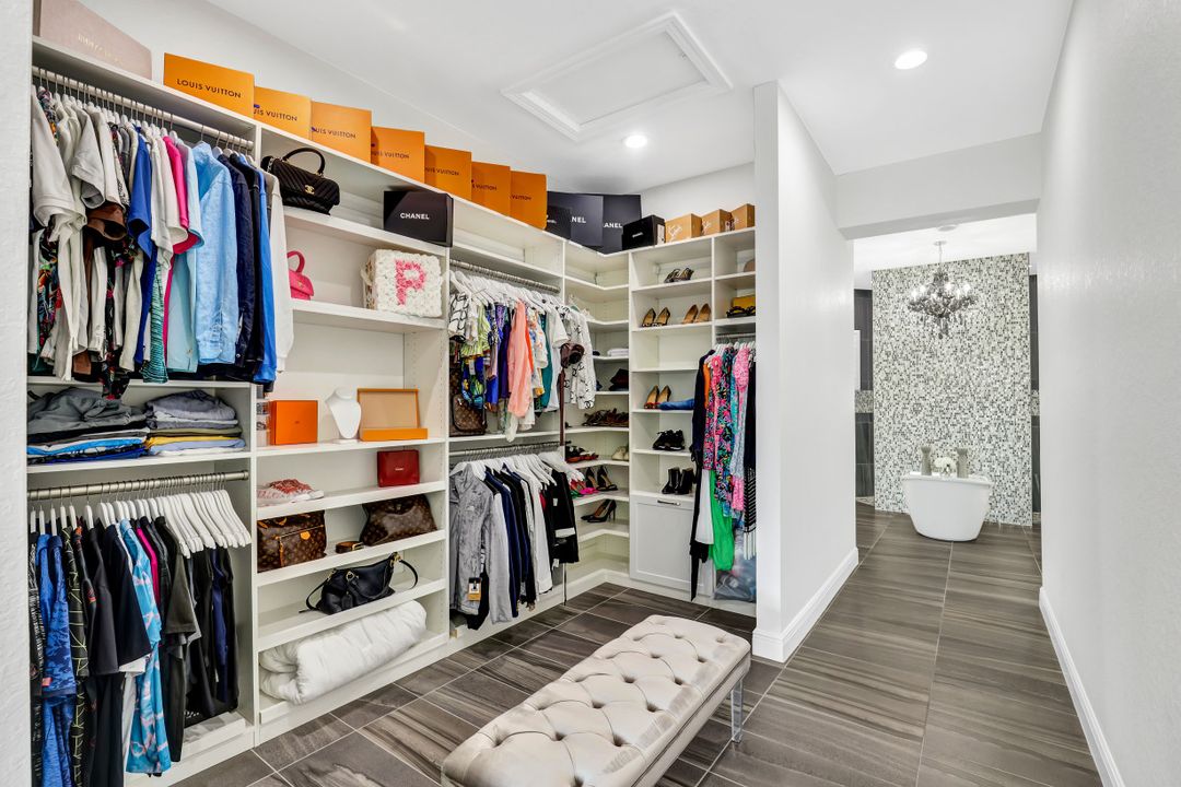 2612 Surfside Blvd, Cape Coral, FL 33914