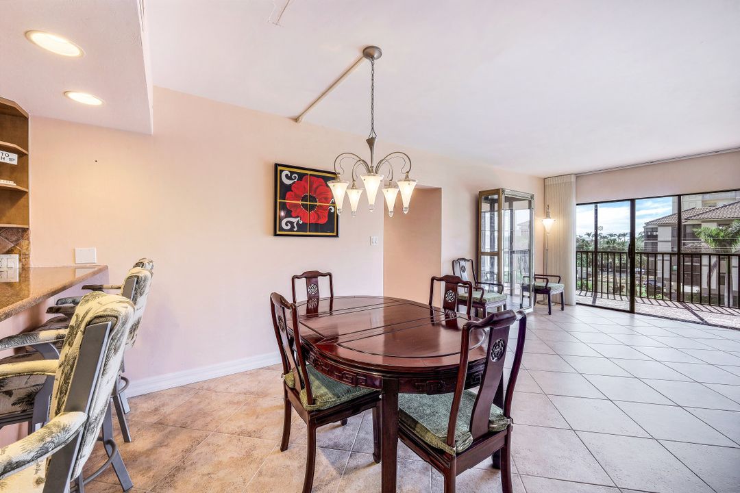 961 Swallow Ave #302, Marco Island, FL 34145