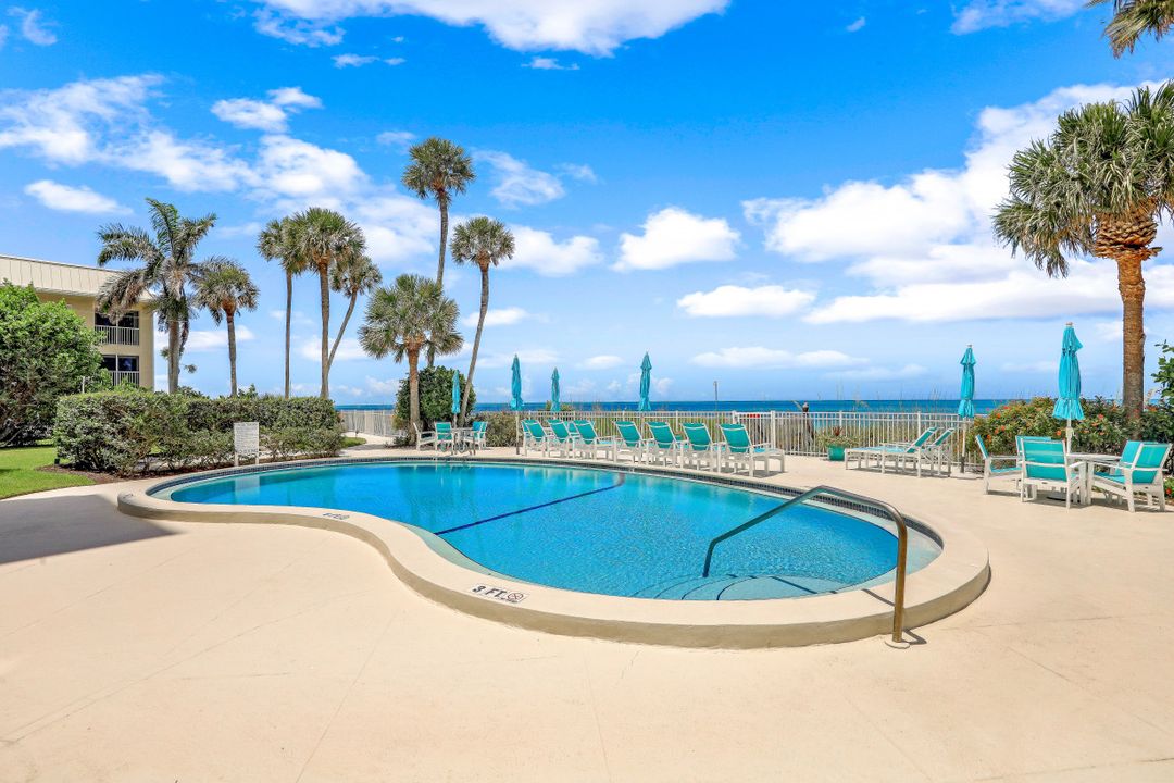 2885 Gulf Shore Blvd N #201, Naples, FL 34103