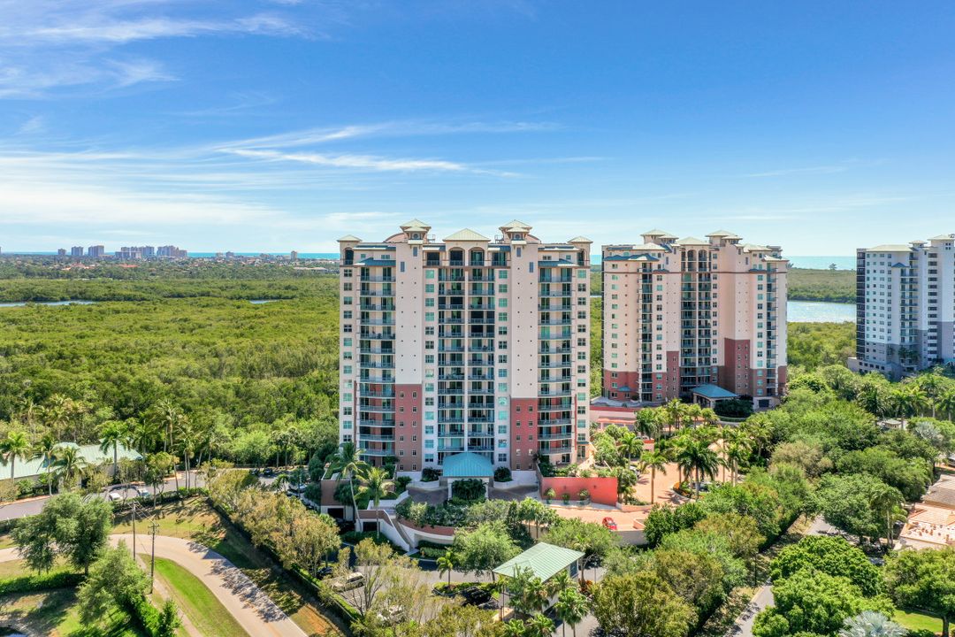 455 Cove Tower Dr #704, Naples, FL 34110