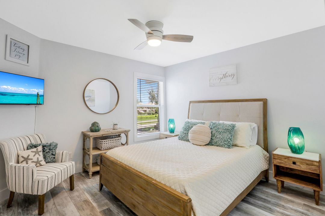 1006 Mainsail Dr #222, Naples, FL 34114