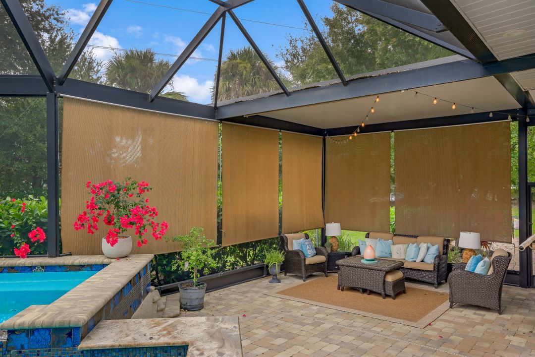 1817 Piccadilly Cir, Cape Coral, FL 33991