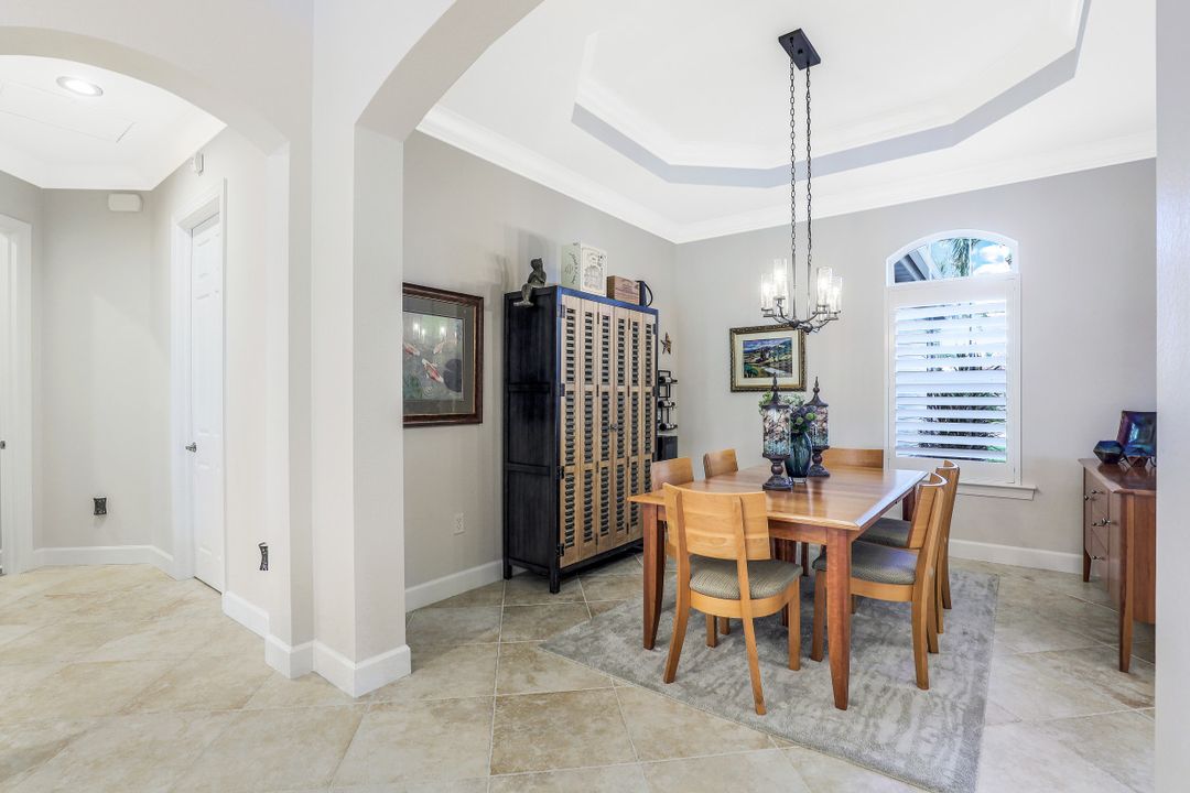 9795 Nickel Ridge Cir, Naples, FL 34120