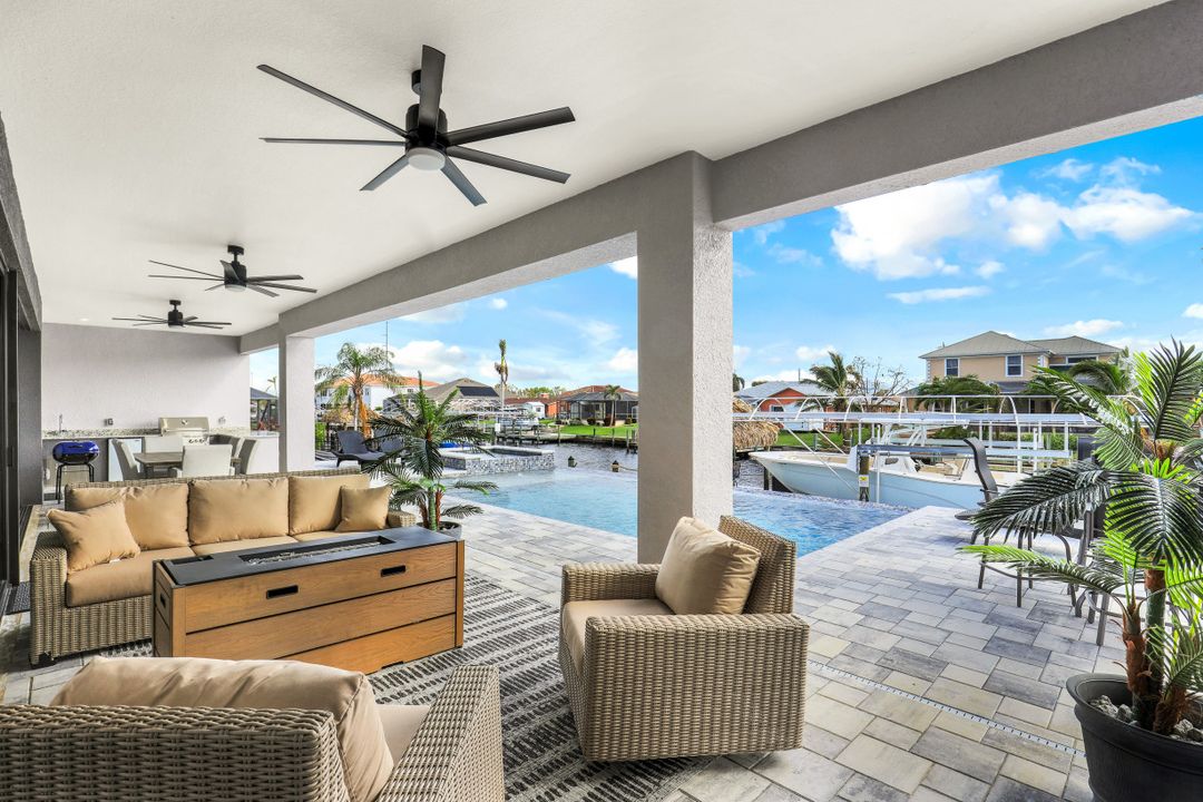 124 SW 38th Terrace, Cape Coral, FL 33914