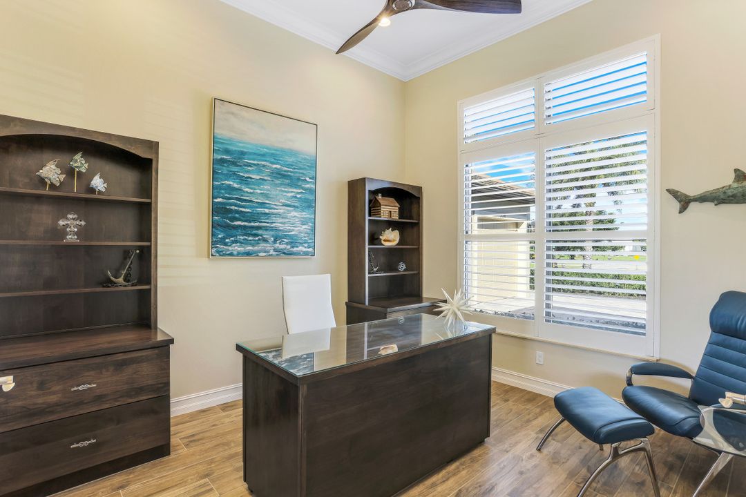 2030 El Dorado Pkwy W, Cape Coral, FL 33914