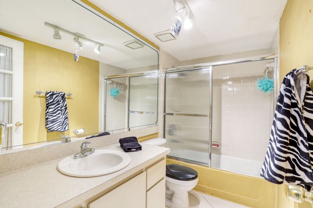 3631 Arctic Cir, Naples, FL 34112