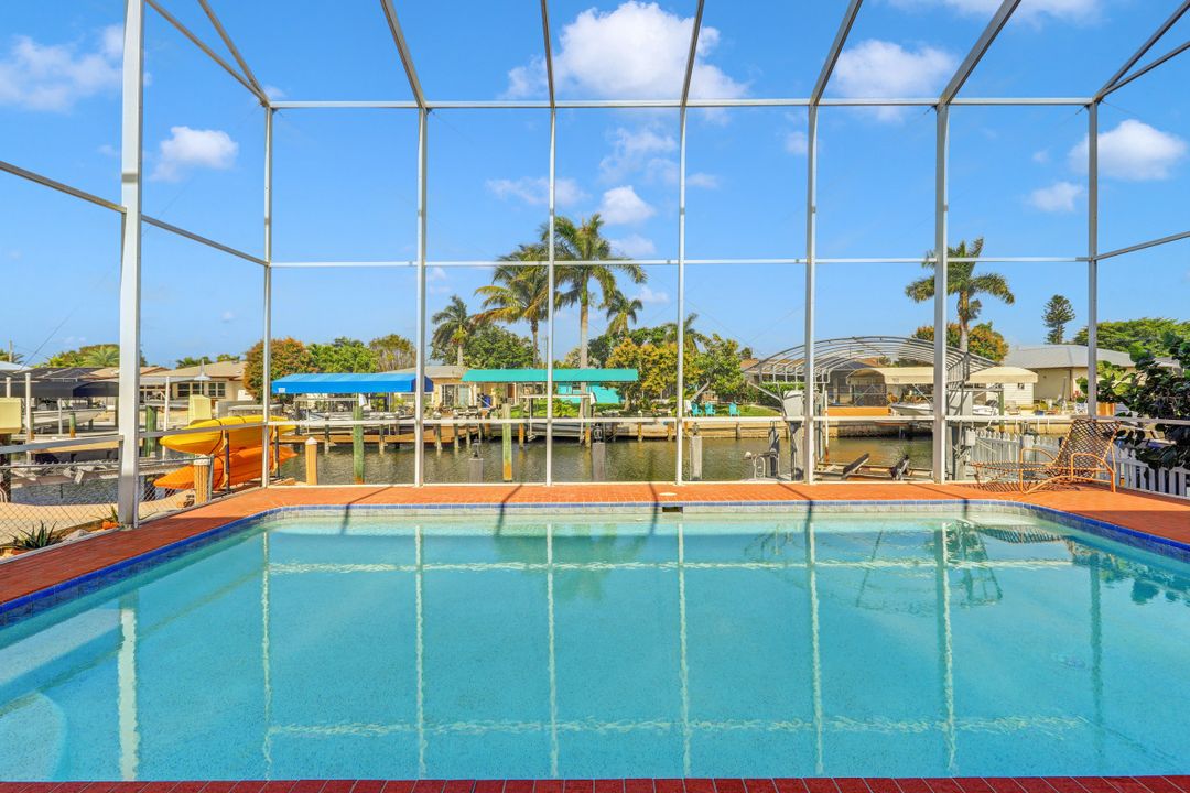 3706 Ruby Ave, Saint James City, FL 33956