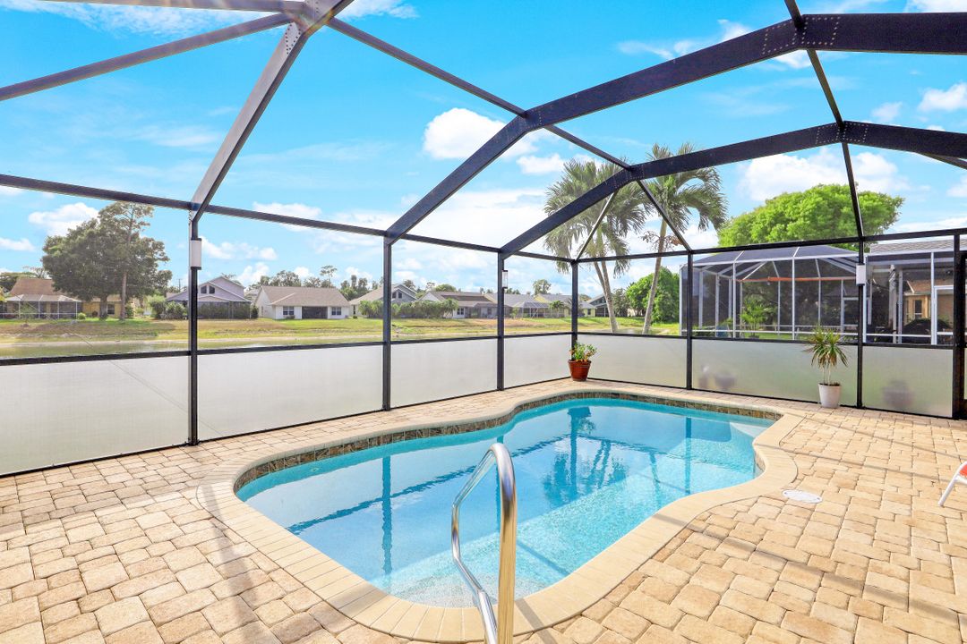 17880 Castle Harbor Dr, Fort Myers, FL 33967