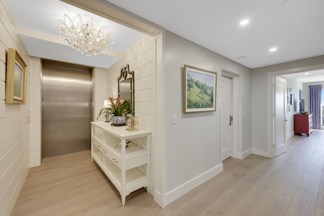 13915 Old Coast Rd #805, Naples, FL 34110